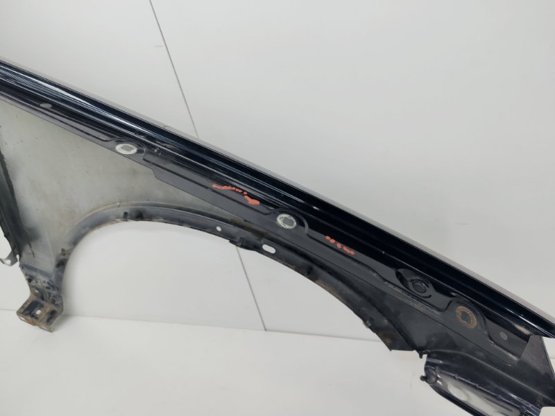 Крыло переднее левое Touareg 2 NF 4.2