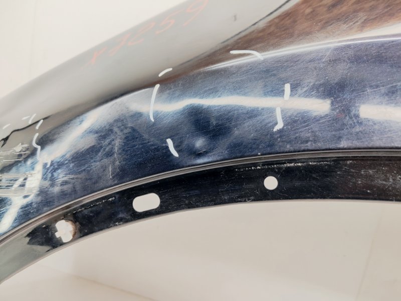 Крыло переднее левое Touareg 2 NF 4.2