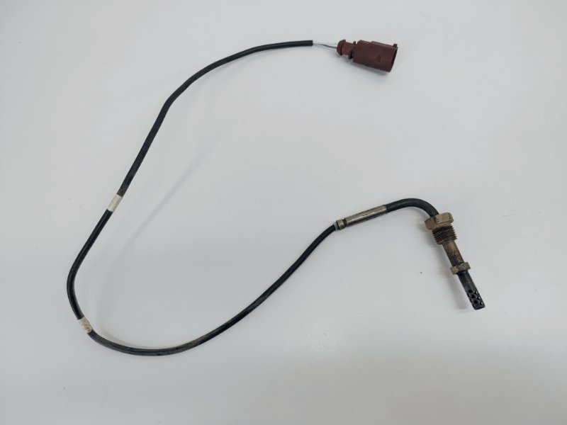 Запчасть датчик температуры выхлопных газов Volkswagen Touareg 2 NF 4.2 059906088L Б/У Датчик температуры выхлопных газов Volkswagen Touareg 2 NF 4.2 059906088L Б/У