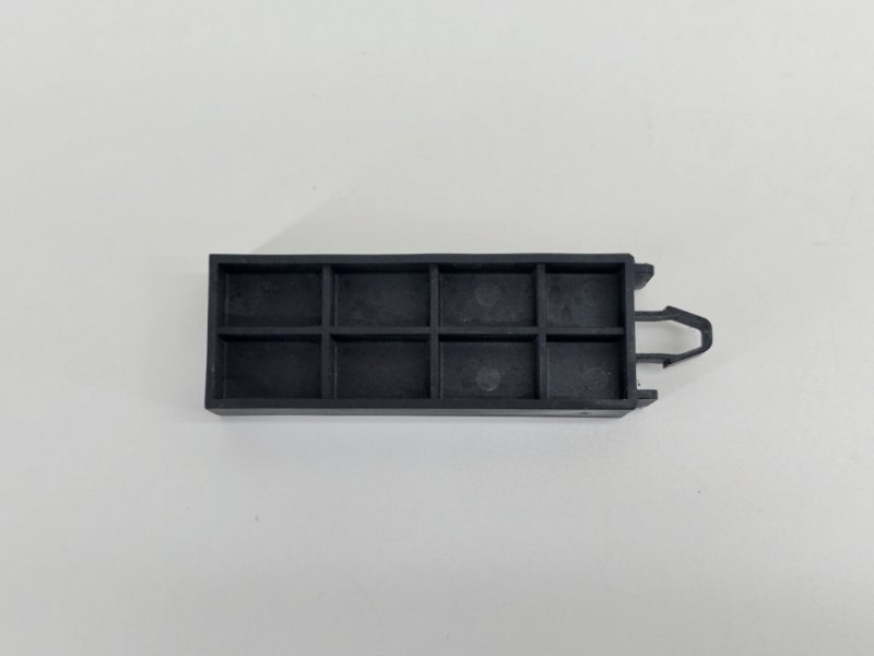 Кронштейн радиатора Mercedes A180 W177 1.3 A1778850203 Б/У