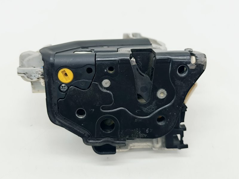Замок двери задний левый Touareg 2 NF 4.2 Замок двери задний левый Touareg 2 NF 4.2