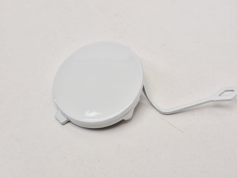 Заглушка бампера задняя левая Touareg 2 NF