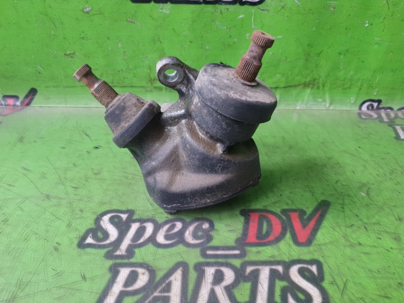 Рулевой угловой редуктор Mitsubishi Delica P35W 4D56 1997 (б/у)