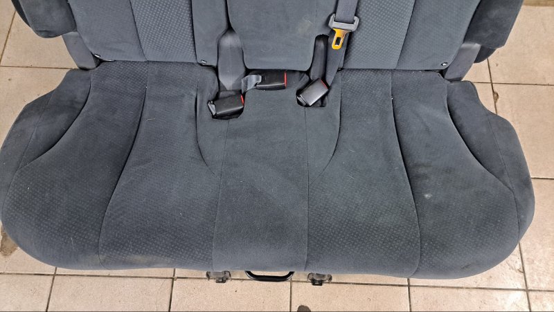 Сиденье заднее Tiida 2013 C11 HR16DE