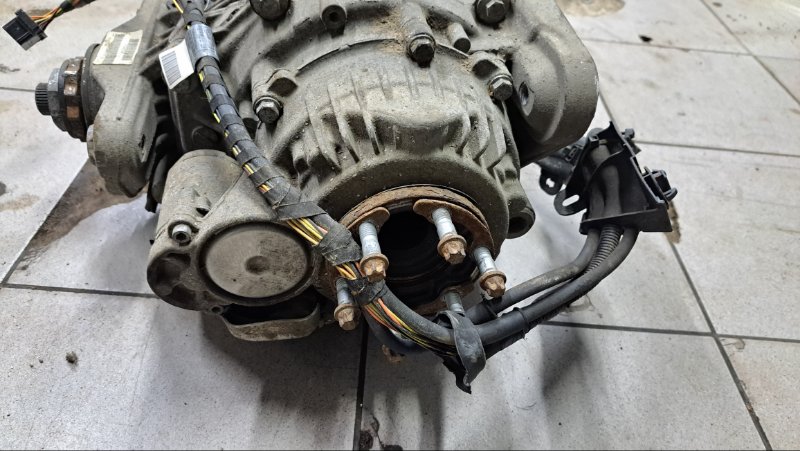 Редуктор заднего моста X6 2009 E71 3.0d M57N2