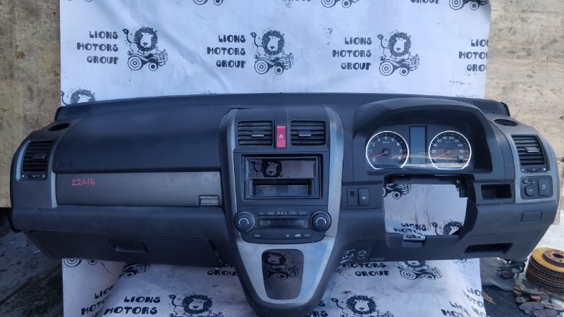 Торпедо Honda Crv RE4 (б/у) Торпедо Honda Crv RE4 (б/у)