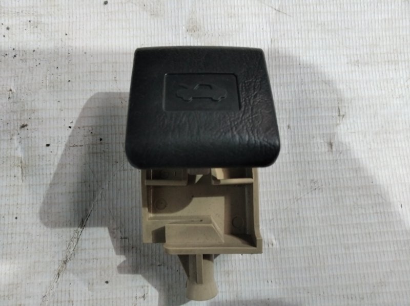 Ручка открытия капота Toyota Crown Majesta UZS207 3UZ-FE 2009.03 (б/у)