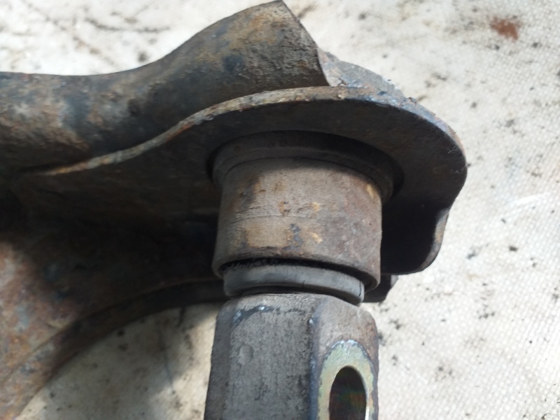 Рычаг передний правый ISUZU BIGHORN UBS69 4JG2 Рычаг передний правый ISUZU BIGHORN UBS69 4JG2