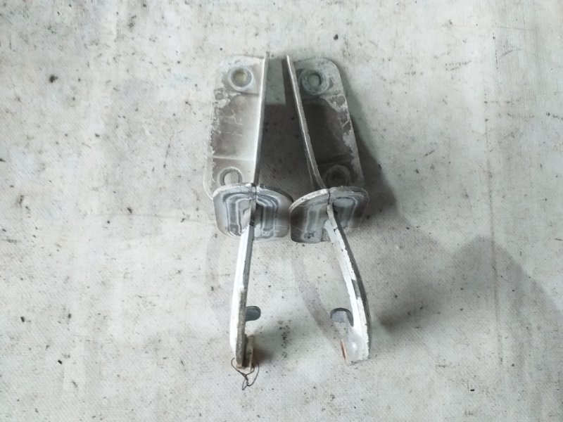 Крепление капота BIGHORN UBS69