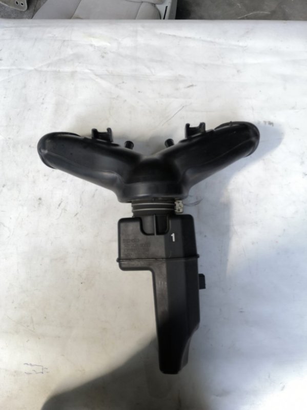 Влагоотделитель LEXUS LS600 2007.06 UVF45 2UR-FSE 17893-38020 контрактная