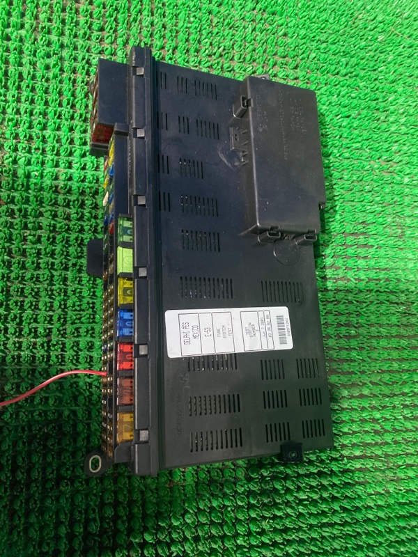 Блок предохранителей BMW X5 2001 E53 M54 8380409 контрактная