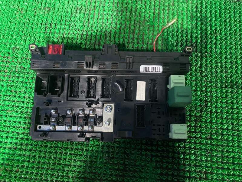 Блок предохранителей X5 2001 E53 M54
