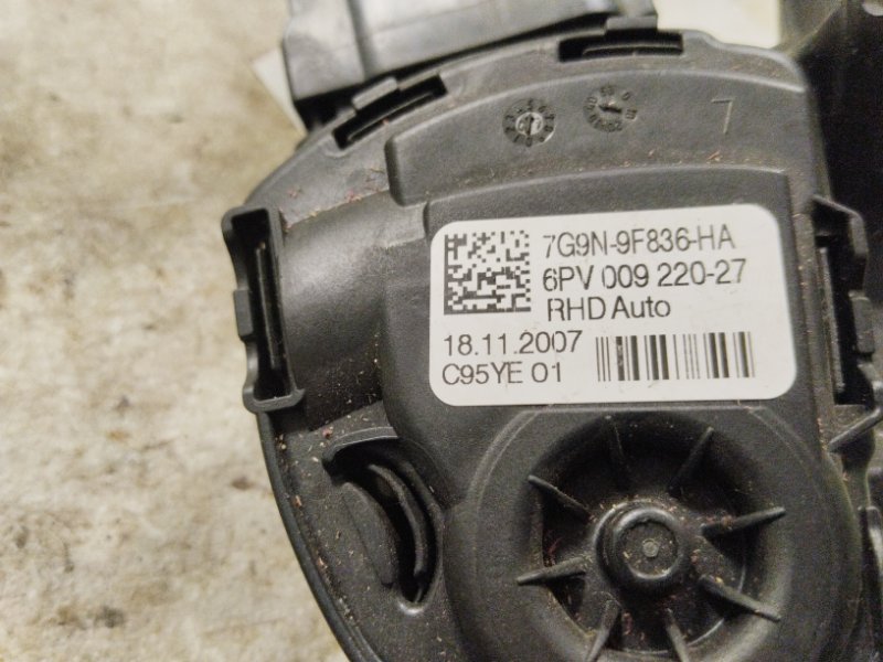 Педаль газа Land Rover Freelander 2