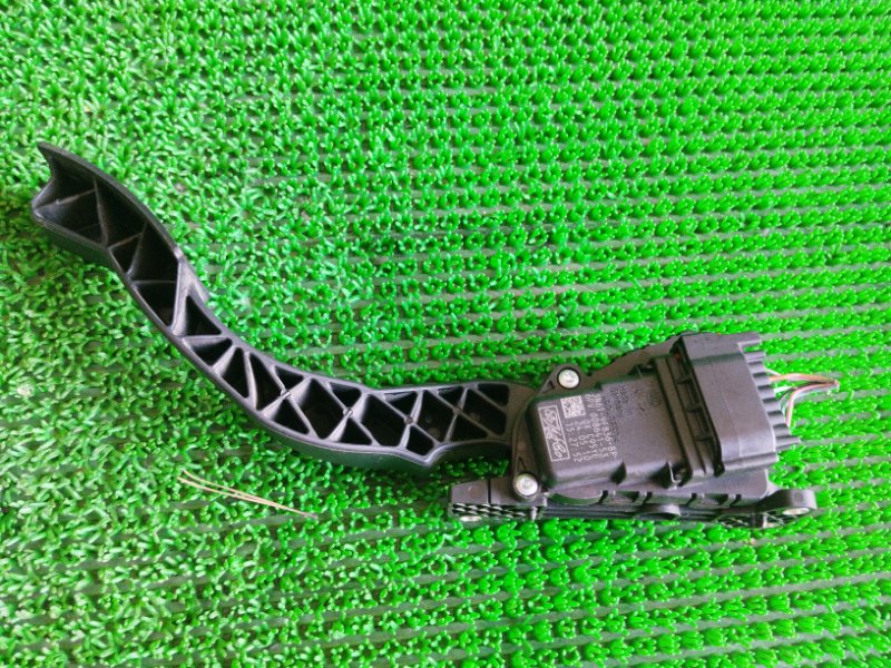 Педаль газа MAZDA AXELA BLEFW