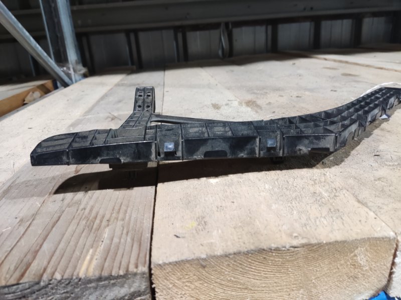 Крепление бампера заднее левое INSIGHT ZE2 Крепление бампера заднее левое INSIGHT ZE2