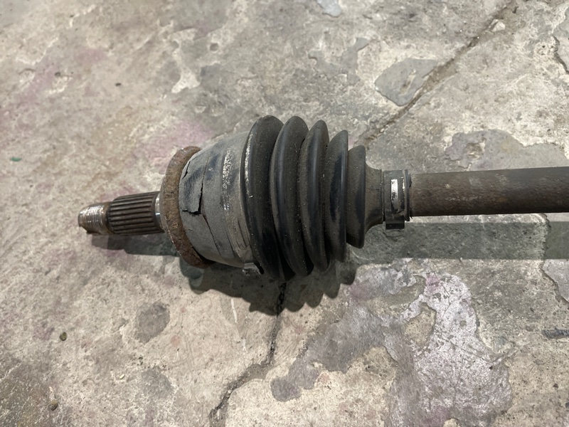 Привод передний правый COOPER R50 W10