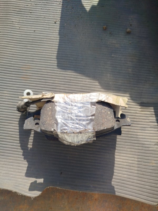 Тормозные колодки переднее TT 8L1