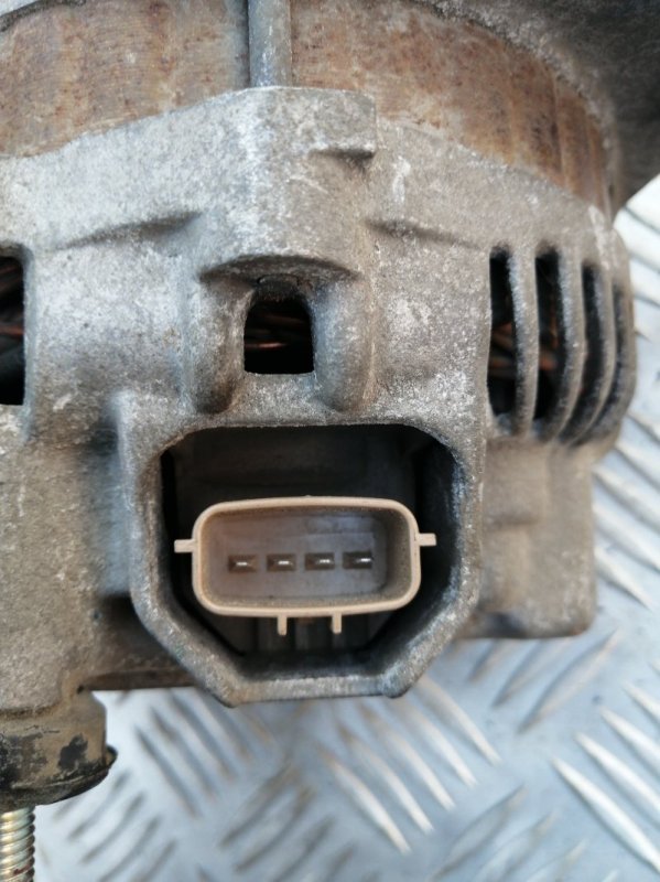 Генератор Mitsubishi Lancer CY 1.8	4B10