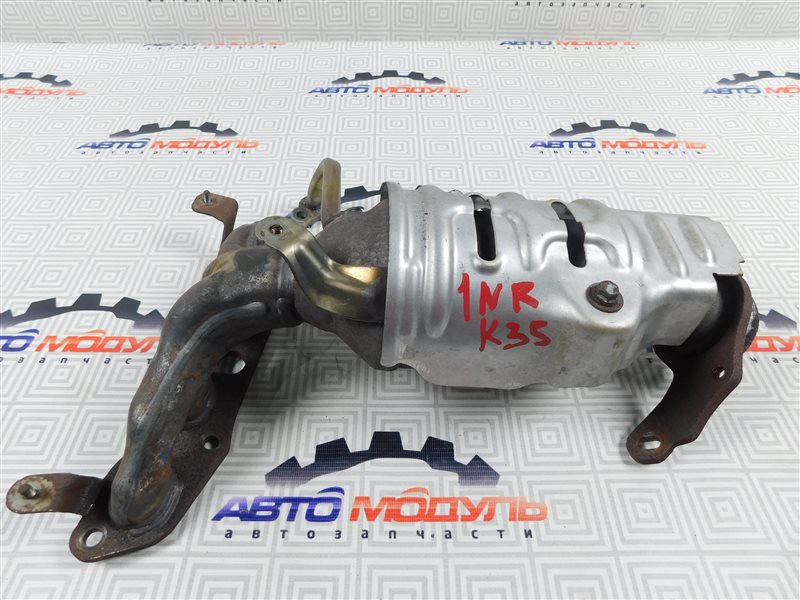 Коллектор выпускной Toyota Vitz NSP130-2064093 1NR-FE 2012