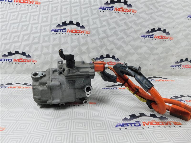 Компрессор кондиционера Toyota Prius ZVW30-5361010 2ZR-FXE 2011