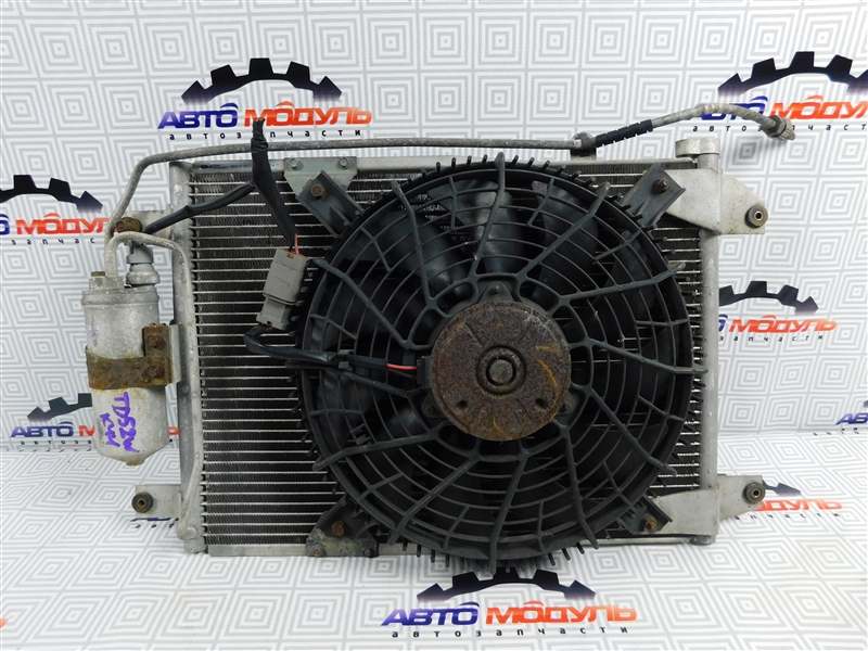 Радиатор кондиционера Suzuki Escudo TD52W-104053 J20A 1998