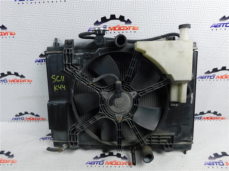Радиатор основной Nissan Tiida Latio SC11 HR15