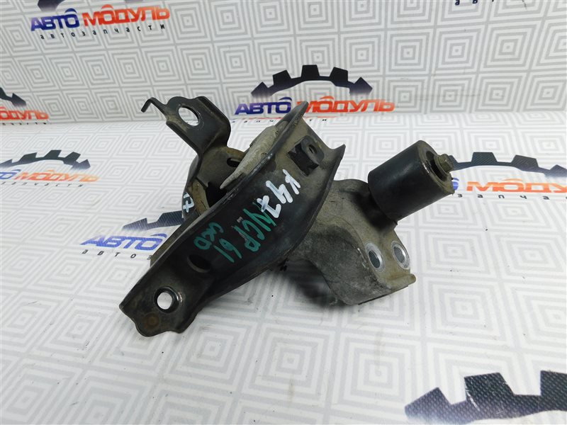 Подушка двигателя Toyota Ist NCP61 1NZ правая
