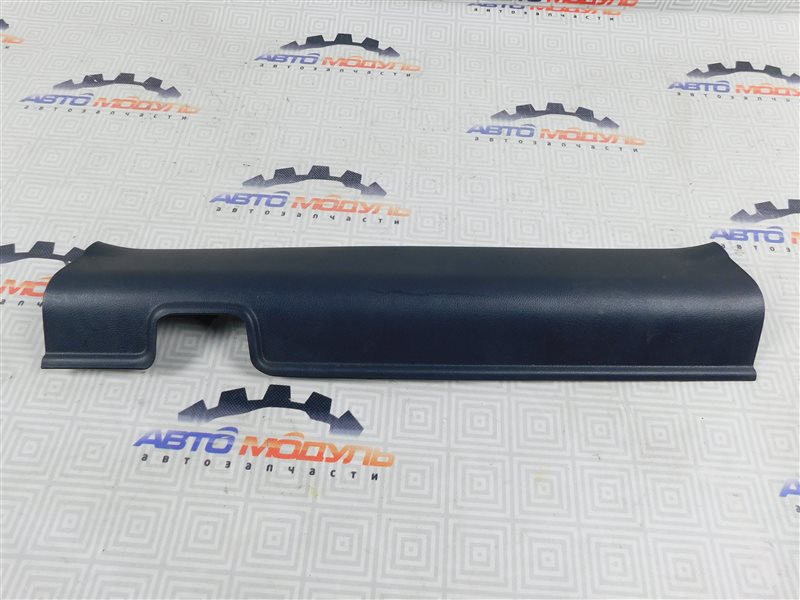 Накладка на порог салона Honda Cr-V RE4-1102792 K24A передняя левая