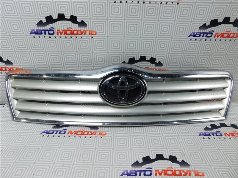 Решетка радиатора Toyota Avensis AZT250