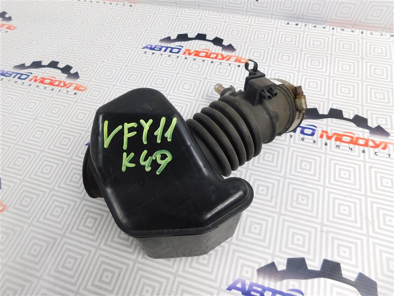 Патрубок воздушн.фильтра Nissan Ad VY11 QG15