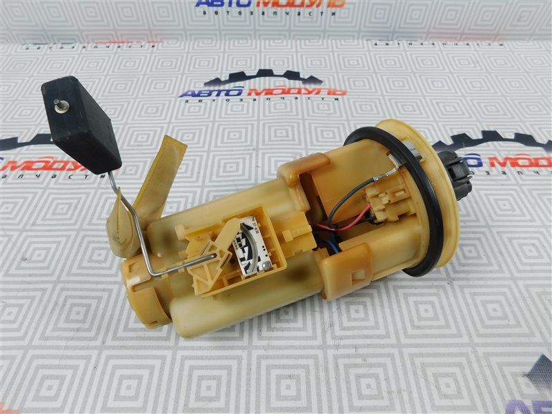 Топливный насос Toyota Funcargo NCP20 1NZ