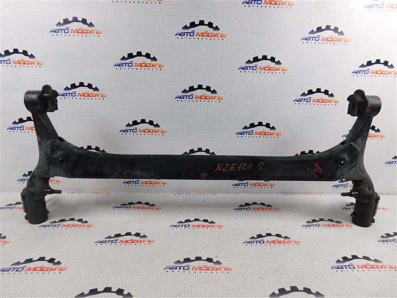 Балка подвески Toyota Corolla NZE120 задняя