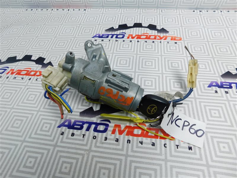Замок зажигания Toyota Ist NCP60