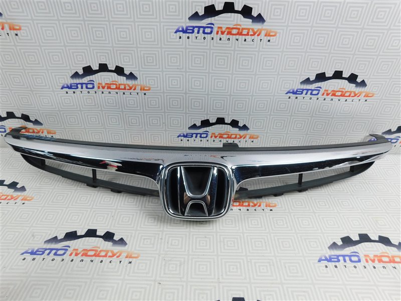 Решетка радиатора Honda Civic FD1-1005760 R18A