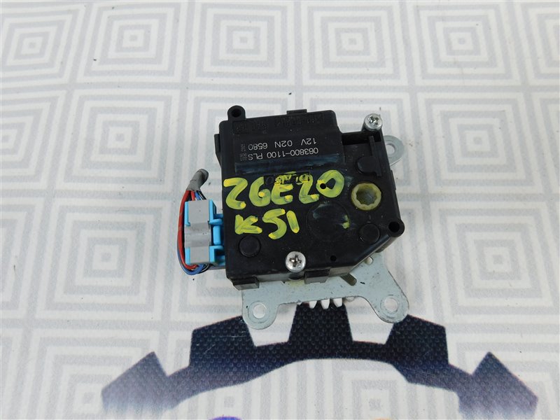 Сервопривод заслонок печки Toyota Wish ZGE20-0102001 2ZR-FAE 2011