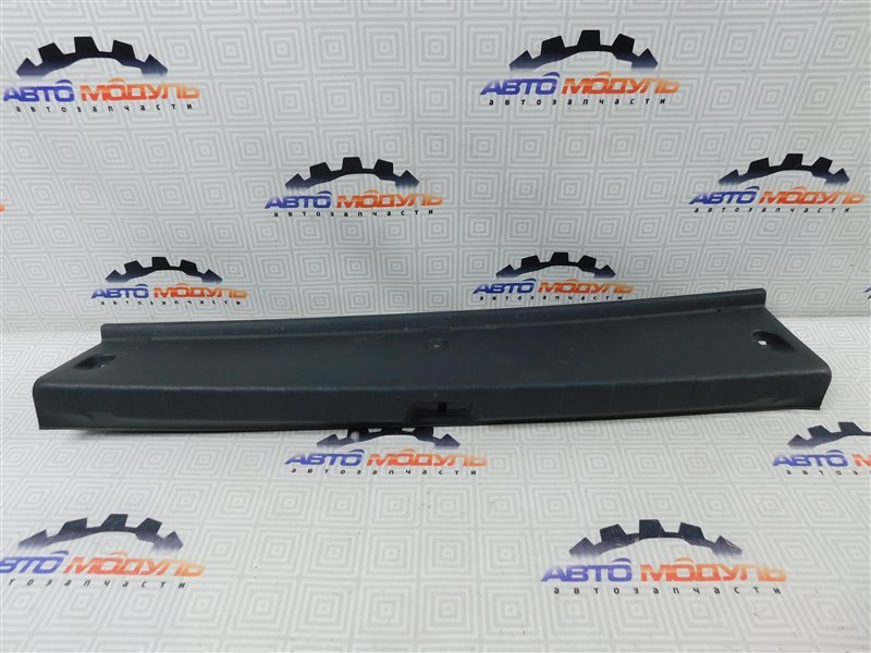 Накладка замка багажника Subaru Legacy BM9-005400 EJ255 2009 задняя