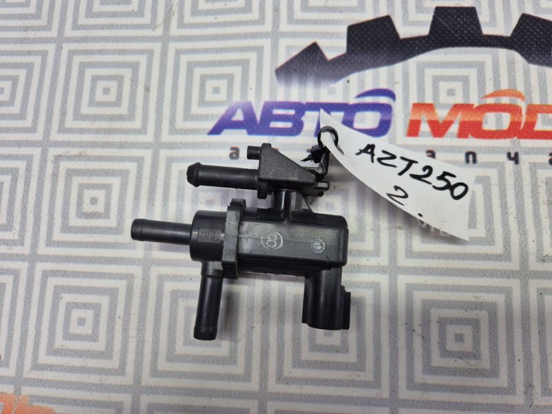 Клапан вакуумный Toyota Avensis AZT250 1AZ-FSE