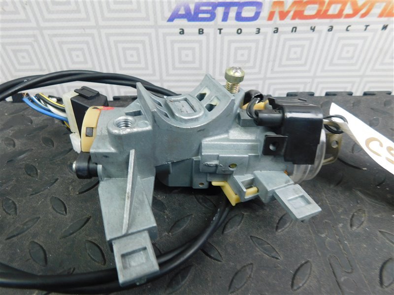 Замок зажигания Mitsubishi Lancer Cedia CS2A