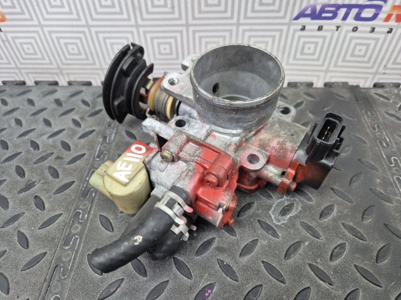 Дроссельная заслонка Toyota Corolla AE110 5A-FE