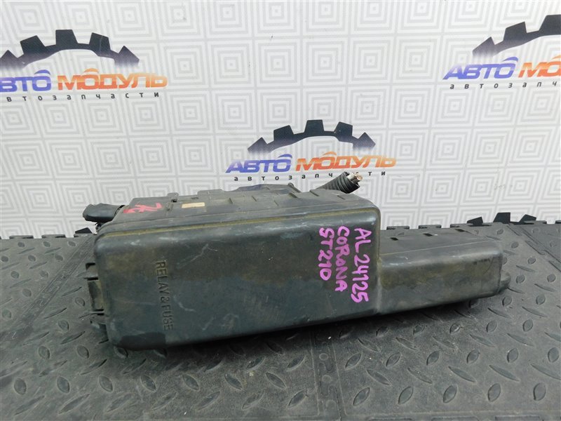 Блок предохранителей Toyota Corona Premio ST210