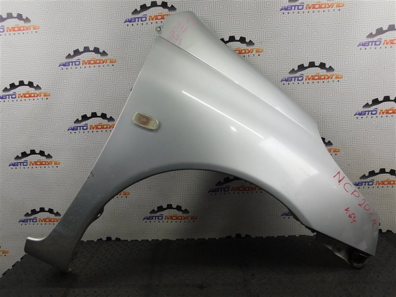 Крыло Toyota Funcargo NCP20-0223300 2NZ-FE 2002 переднее правое