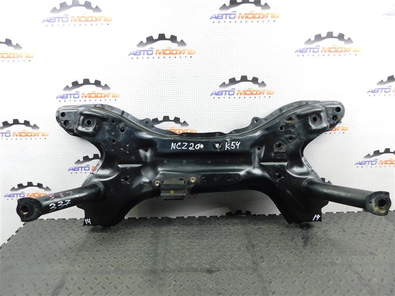 Балка подвески Toyota Raum NCZ20-0141283 1NZ-FE 2010 передняя
