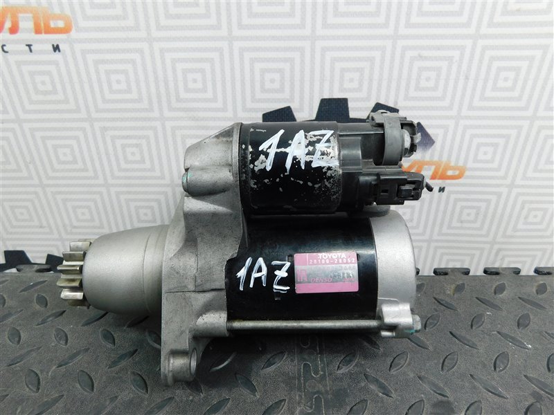 Стартер Toyota Noah AZR60 1AZ-FSE