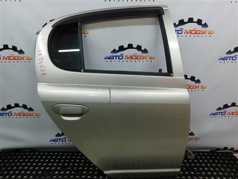 Дверь Toyota Vitz NCP10-0157699 2NZ-FE 2002 задняя правая