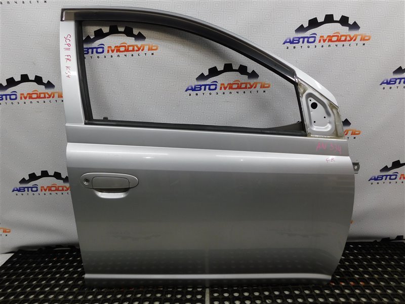Дверь Toyota Platz SCP11-0080380 1SZ-FE 2005 передняя правая