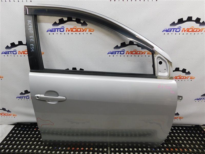 Дверь Toyota Ist NCP60-0141247 2NZ-FE 2004 передняя правая