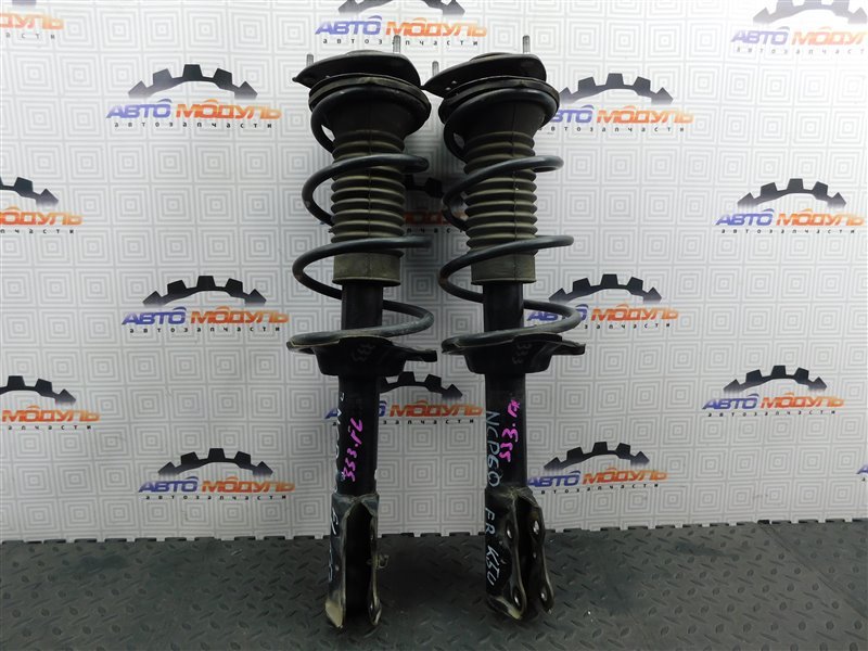 Стойка Toyota Ist NCP60-0141247 2NZ-FE 2004 передняя правая