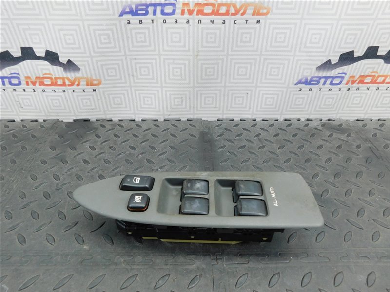 Блок упр. стеклоподьемниками Toyota Allion AZT240-0002752 1AZ-FSE 2002 передний правый