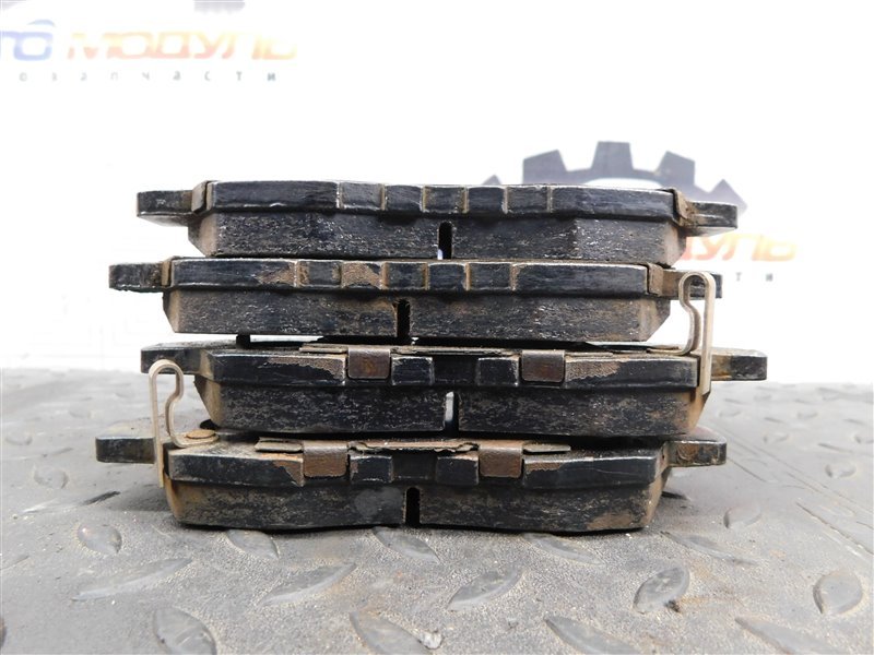 Колодки тормозные HONDA CR-V RD5-1002079 K20A 2001 передние (б/у)
