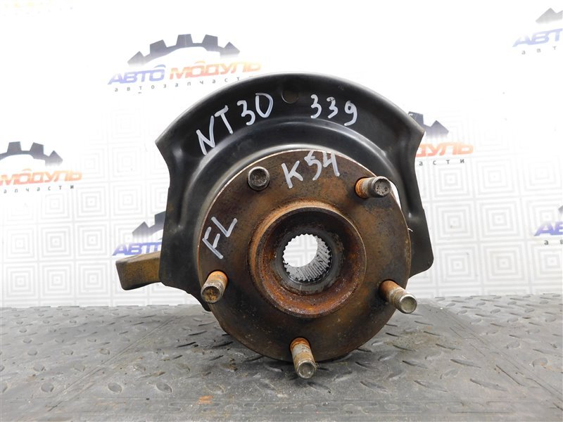 Ступица Nissan X-Trail NT30-046544 QR20-DE 2002 передняя левая